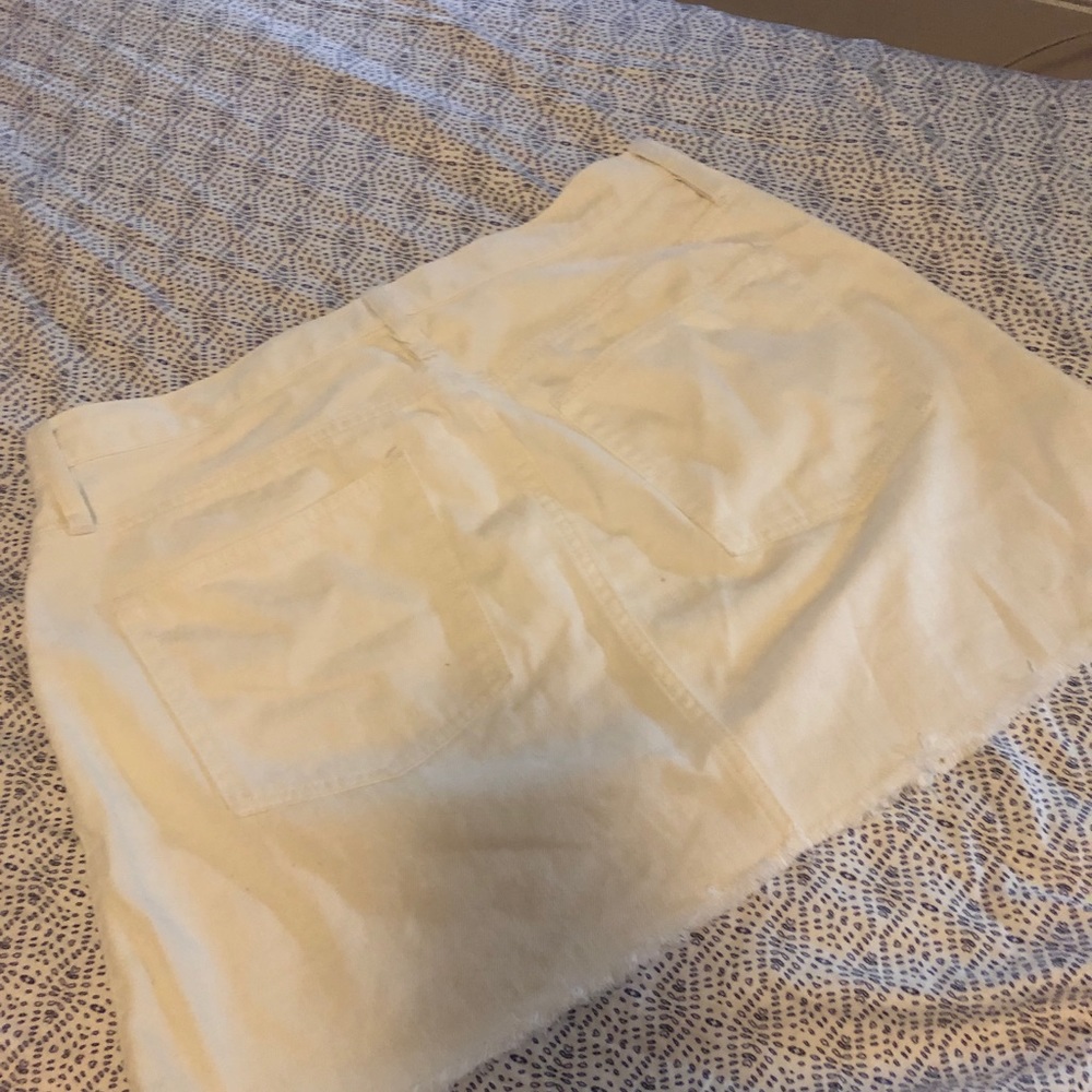 White denim skirt